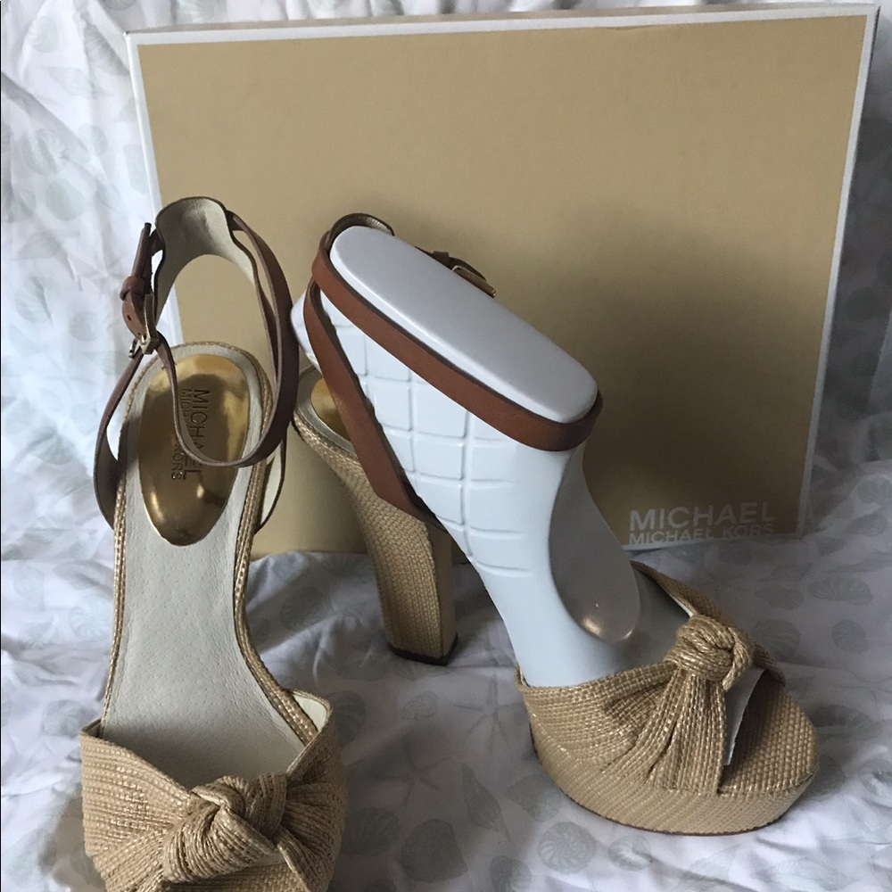 Michael Kors size 10
